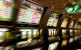 Responsive je77 slots games view for adult users browsing on phones